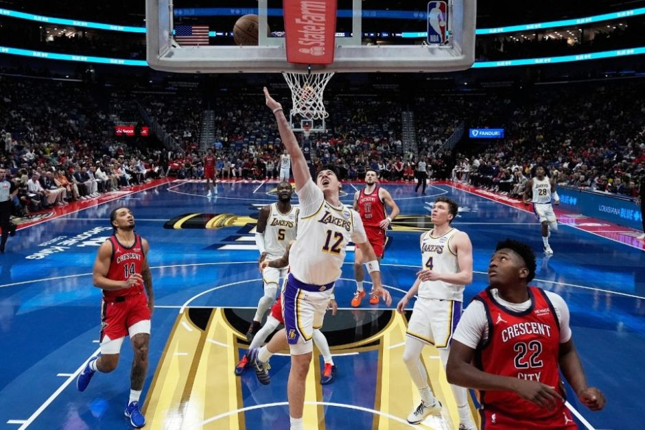 NBA常规赛-湖人vs雄鹿首发名单预测(11月16日)字母哥大战东契奇 NBA常规赛-湖人vs雄鹿首发名单预测(11月16日)字母哥大战东契奇