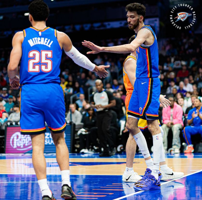 29分钟33+7提前打卡!SGA仅用14场平去年 雷霆胜率92.8% 29分钟33+7提前打卡!SGA仅用14场平去年 雷霆胜率92.8%