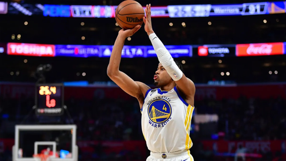 穆迪成为勇士队史第三位能在单节命中至少7记三分的球员,比肩库里、克莱 穆迪成为勇士队史第三位能在单节命中至少7记三分的球员,比肩库里、克莱