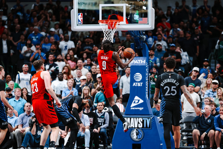 NBA回放全场录像高清:常规赛开拓者vs独行侠(11月17日)弗拉格21+8 NBA回放全场录像高清:常规赛开拓者vs独行侠(11月17日)弗拉格21+8