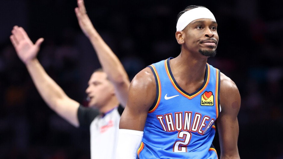 亚历山大砍下23分2板8助雷霆轻取鹈鹕，本赛季第9次三节打卡下班