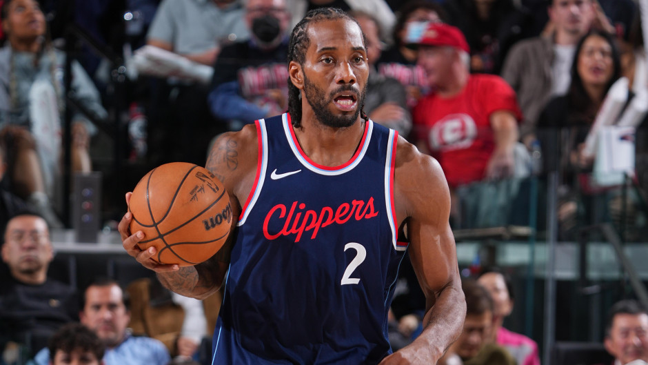 美记：伦纳德已经重返球场训练，还没有确定能否在快船7连客期间复出