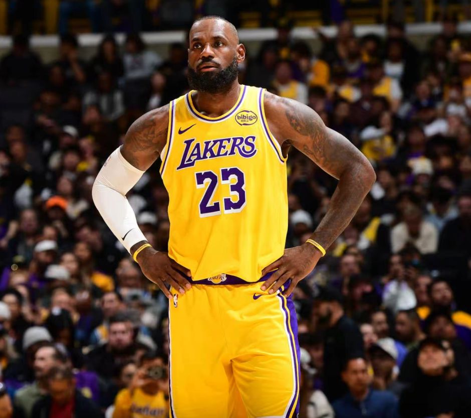 帽过詹姆斯扣篮的9个人_詹皇杜兰特3天3破科比纪录_