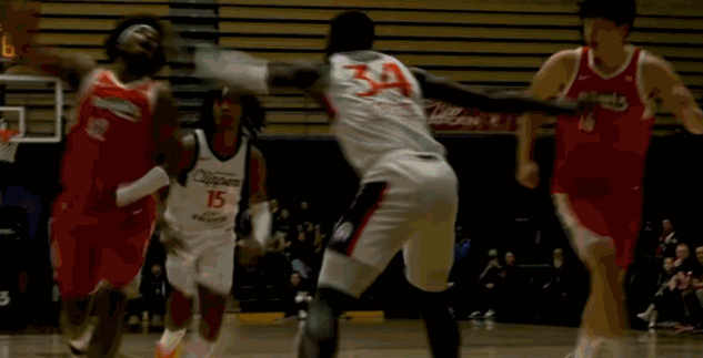 混音加时落败!杨瀚森20+7+7+2+2填满数据栏 遭肘击创多项新高__混音加时落败!杨瀚森20+7+7+2+2填满数据栏 遭肘击创多项新高