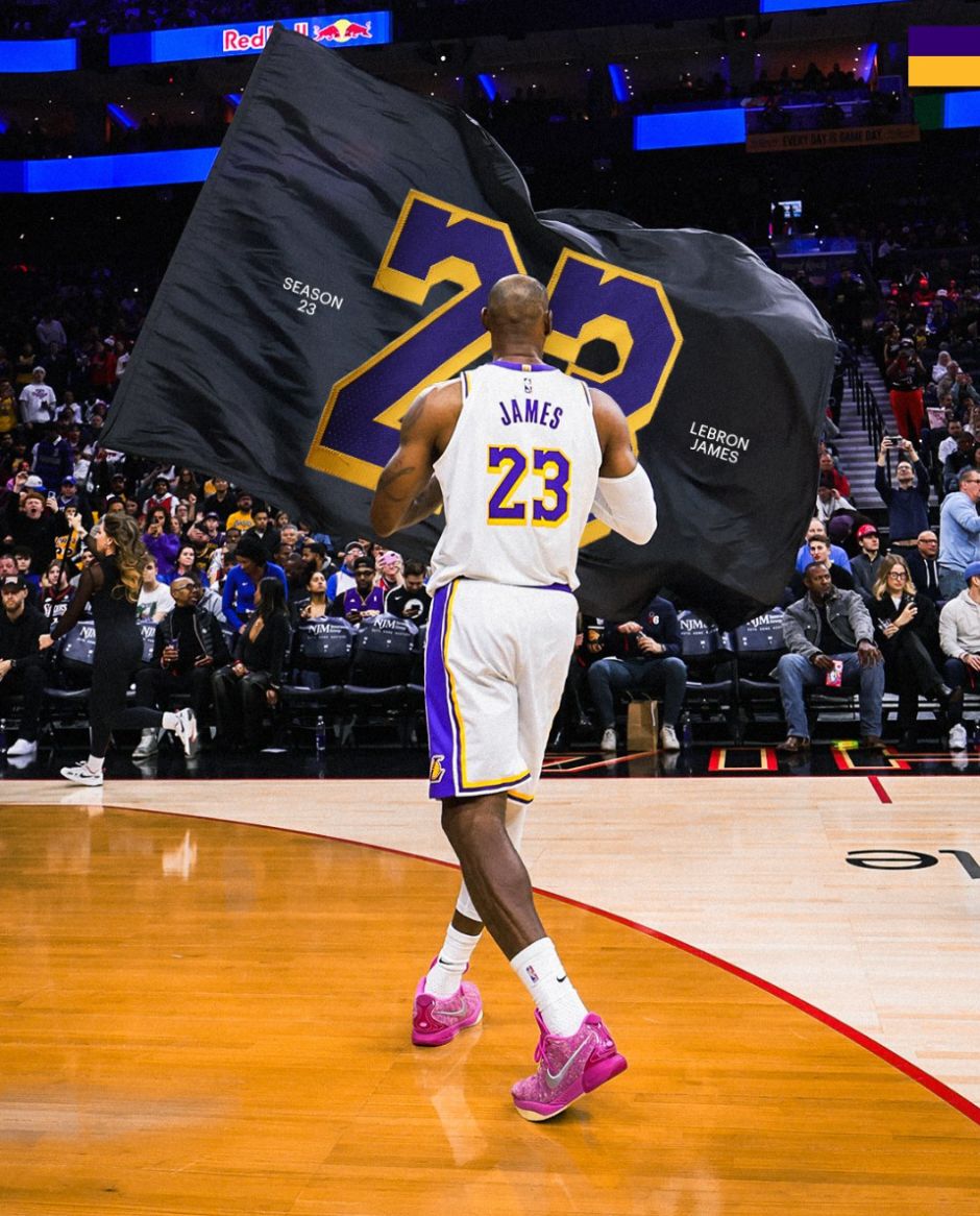 238秒连拿决胜10分!詹皇还剩22天41岁 雷迪克:他不需要额外鼓励 238秒连拿决胜10分!詹皇还剩22天41岁 雷迪克:他不需要额外鼓励