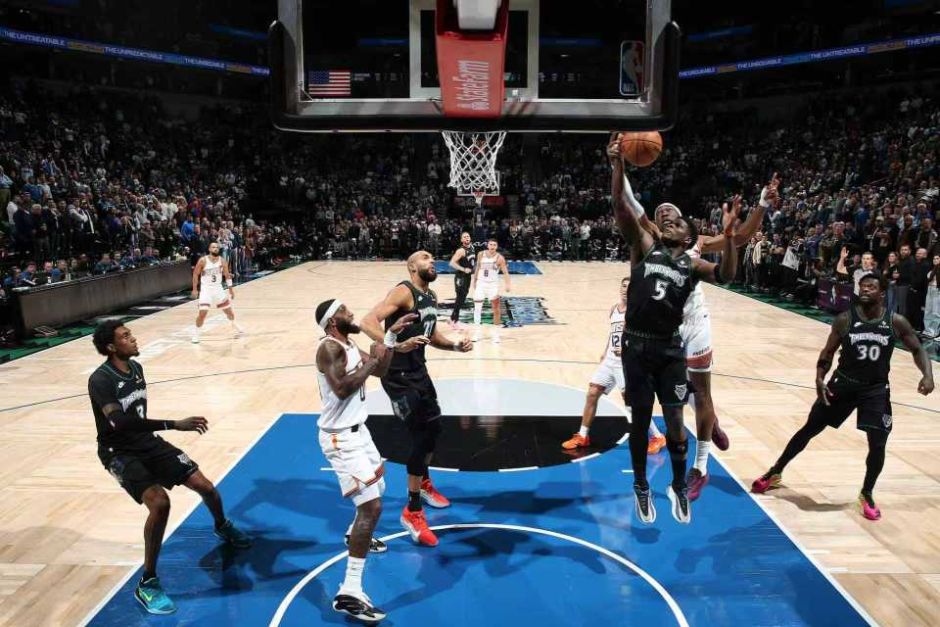 空砍群主!爱德华兹本季5次40+比赛仅2胜3负 输残阵太阳结束5连胜_空砍群主!爱德华兹本季5次40+比赛仅2胜3负 输残阵太阳结束5连胜_