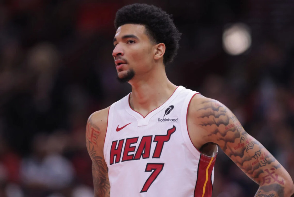 美记:热火曾拒绝用韦尔、哈克斯与约维奇三位球员去换取杜兰特 美记:热火曾拒绝用韦尔、哈克斯与约维奇三位球员去换取杜兰特