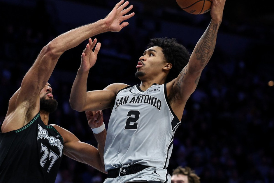 哈珀仅用13场比赛就达成至少150分50助,追平帕克并列成为马刺队史最快球员 哈珀仅用13场比赛就达成至少150分50助,追平帕克并列成为马刺队史最快球员