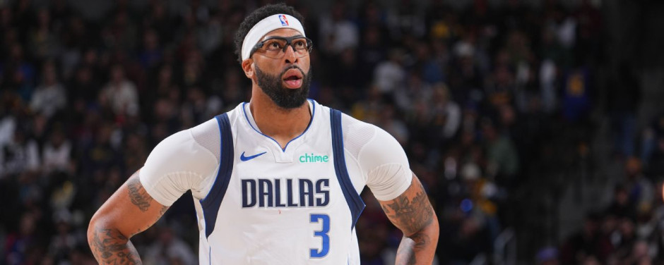 Shams:戴维斯的经纪人告知独行侠,要么在承诺为戴维斯提供续约,要么就将他交易离队 Shams:戴维斯的经纪人告知独行侠,要么在承诺为戴维斯提供续约,要么就将他交易离队