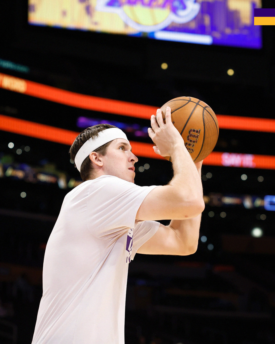 NBA高清直播在线直播:常规赛湖人vs太阳(12月15日)对攻大战即将上演 NBA高清直播在线直播:常规赛湖人vs太阳(12月15日)对攻大战即将上演