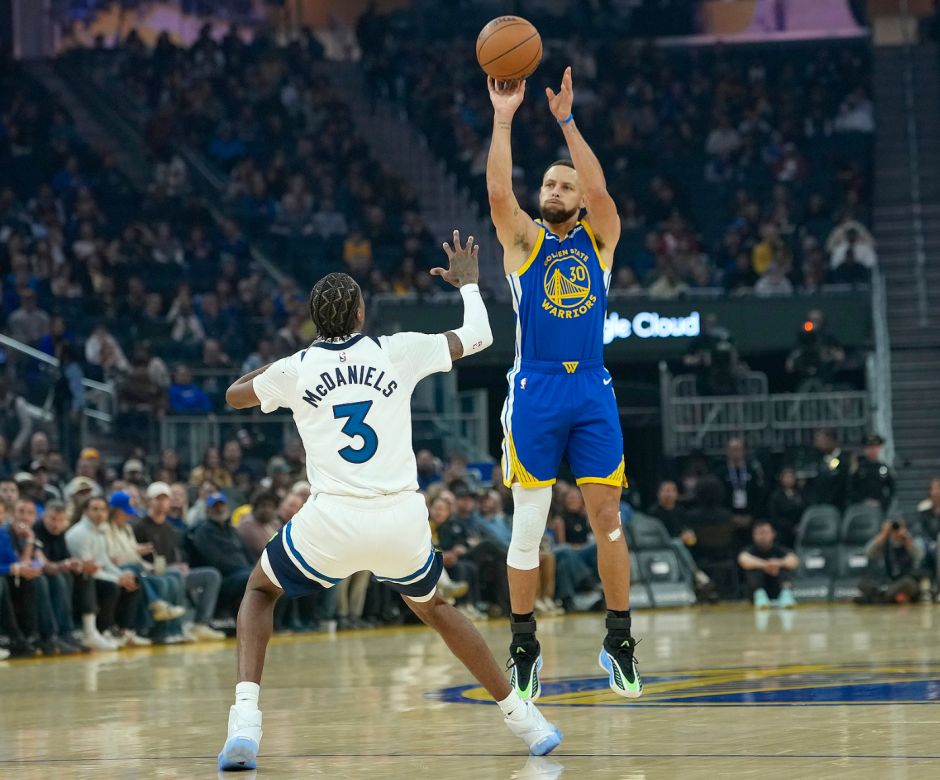 库里复出空砍39分末节14分!勇士惜败无华子森林狼 戈贝尔24+14 库里复出空砍39分末节14分!勇士惜败无华子森林狼 戈贝尔24+14