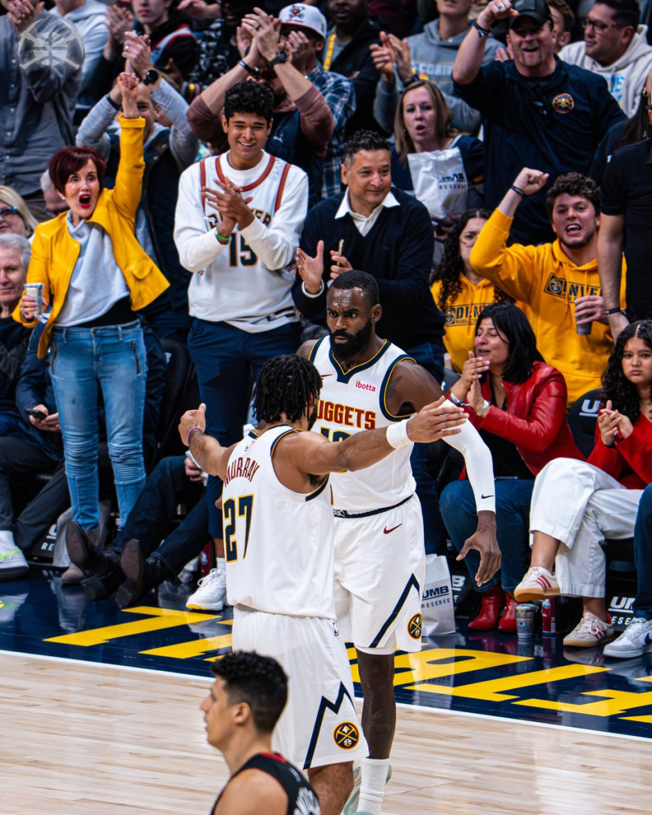 NBA高清直播在线直播:常规赛火箭vs掘金(12月16日)大胜过后掘金会不会继续连胜? NBA高清直播在线直播:常规赛火箭vs掘金(12月16日)大胜过后掘金会不会继续连胜?