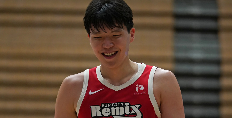 杨瀚森:我是从其他联赛来到这里的,需要在比赛节奏上做出不少调整 杨瀚森:我是从其他联赛来到这里的,需要在比赛节奏上做出不少调整