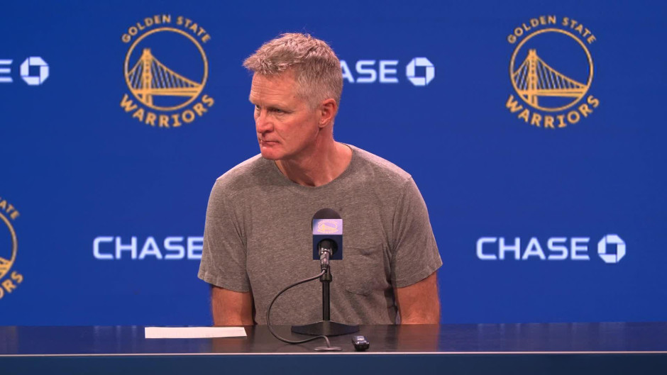 勇士主帅:上赛季球队必须通过交易才能扭转局面,但本赛季不需要 勇士主帅:上赛季球队必须通过交易才能扭转局面,但本赛季不需要