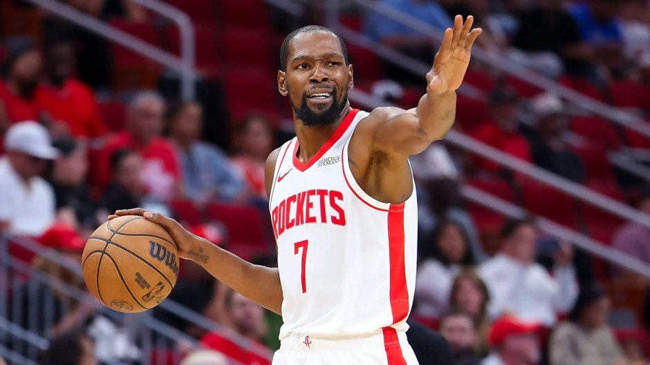 美记:詹姆斯在全明星赛中始终保持专注,从不会在全明星的赛场上尝试投半场三分 美记:詹姆斯在全明星赛中始终保持专注,从不会在全明星的赛场上尝试投半场三分