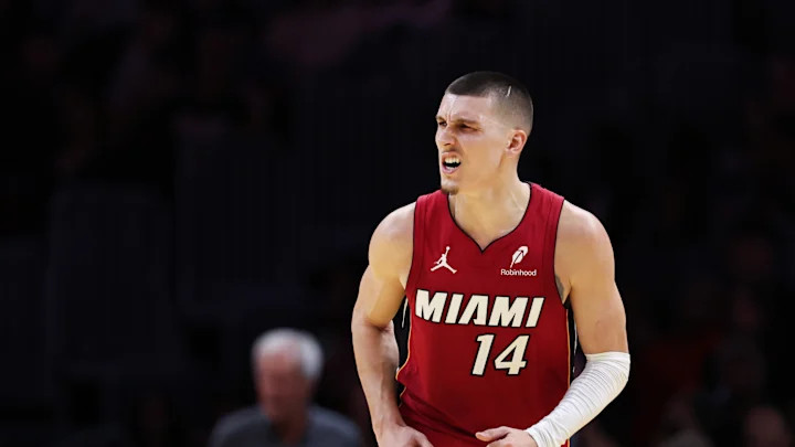 NBA常规赛热火vs篮网 热火伤病报告出炉!希罗、约维奇缺席 鲍威尔出战成疑 NBA常规赛热火vs篮网 热火伤病报告出炉!希罗、约维奇缺席 鲍威尔出战成疑