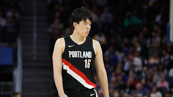 开拓者加时险胜国王！杨瀚森本场比赛未能获得登场机会