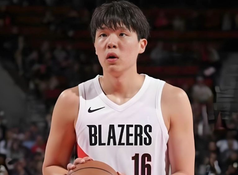 杨瀚森已15场DNP！波特兰网红：开拓者雪藏导致很多人退季票