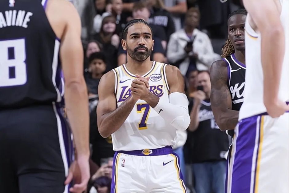 湖人复辟全靠自我陶醉！他耍了洛杉矶3年 总决赛奇兵成鸡肋