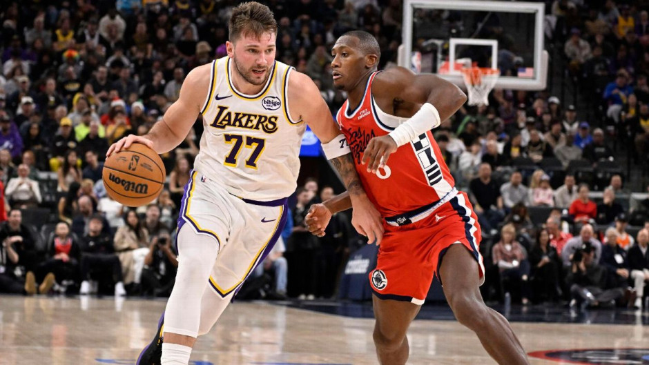 湖人主帅：东契奇与八村塁的伤病都采取每日观察的管理模式