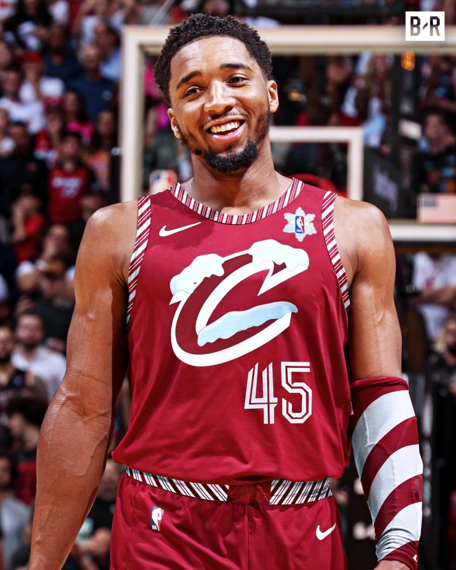 NBA圣诞大战-骑士vs尼克斯伤病名单（12月26日）莫布里出战成疑