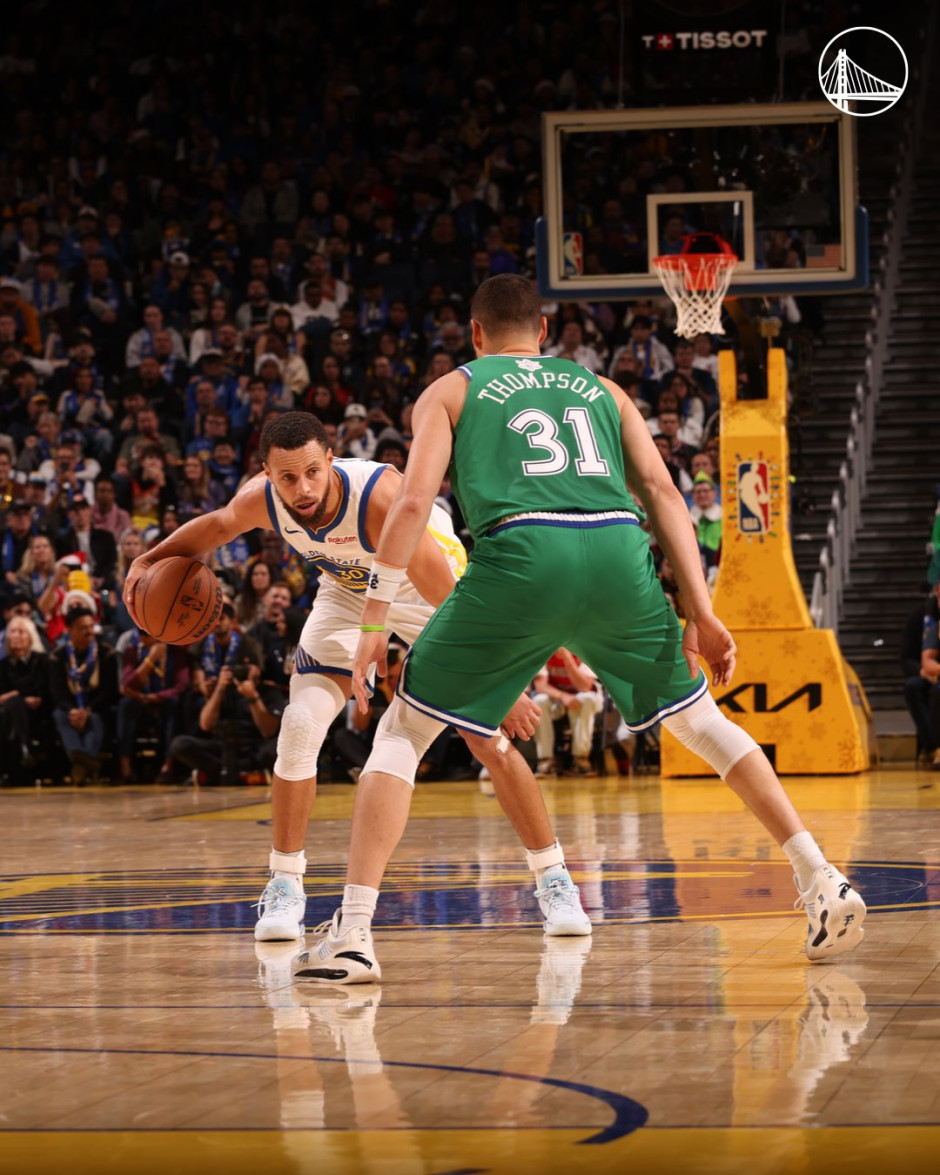 NBA圣诞大战录像回放完整版-独行侠vs勇士全场回放（12.26）库里关键三分