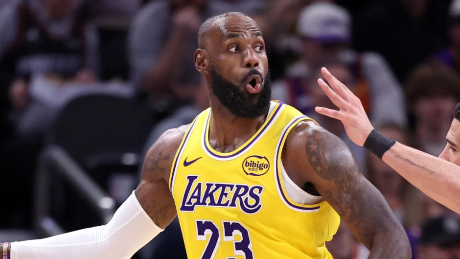 湖人记者：詹姆斯、八村塁以及斯玛特三位球员在赛后都拒绝接受媒体采访