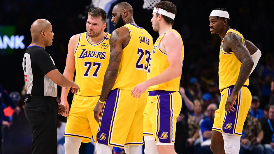 湖人主帅：詹姆斯和东契奇是球队的领袖，他们需要为整支球队奠定比赛基调
