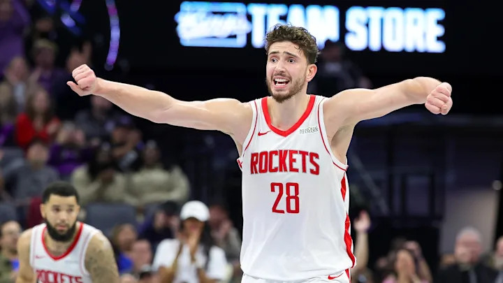 火箭主帅：申京今日参与了球队训练感觉还不错，亚当斯的伤病可以控制