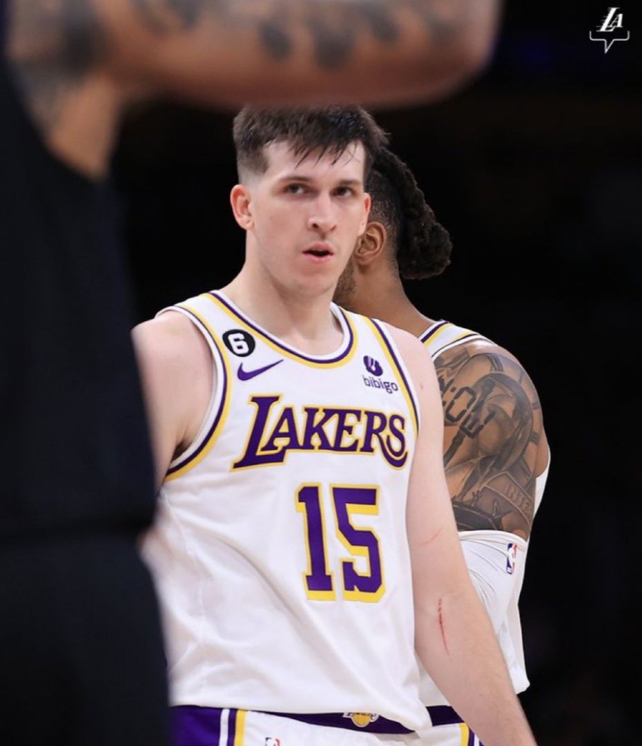 美记建议湖人放弃本季！湖媒盼出里夫斯一搏：模拟4换3克莱+加福德