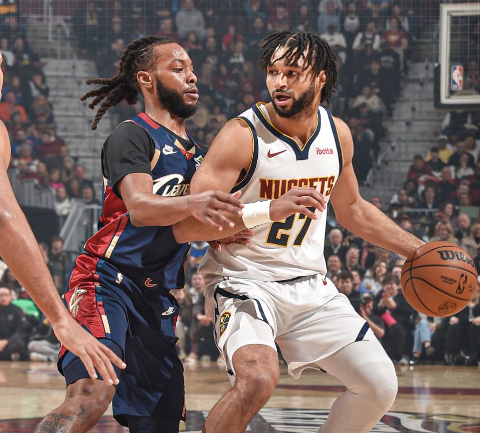 上半场28分下半场12中2！脏辫穆雷遭阿特金森冰封 五核伤缺孤掌难鸣