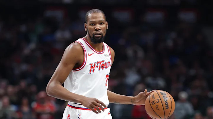 三分绝杀太阳！全场比赛杜兰特出战38分30秒贡献26分10板4助1帽