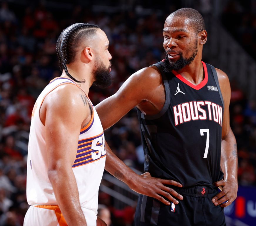 死神26+10献1.1秒三分准绝杀！火箭逆转太阳完成三杀 布克27+3