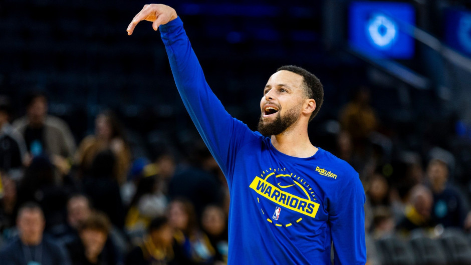 库里谈科尔被驱逐：教练当时的做法没有问题，这次判罚直接导致了比赛势头的转变