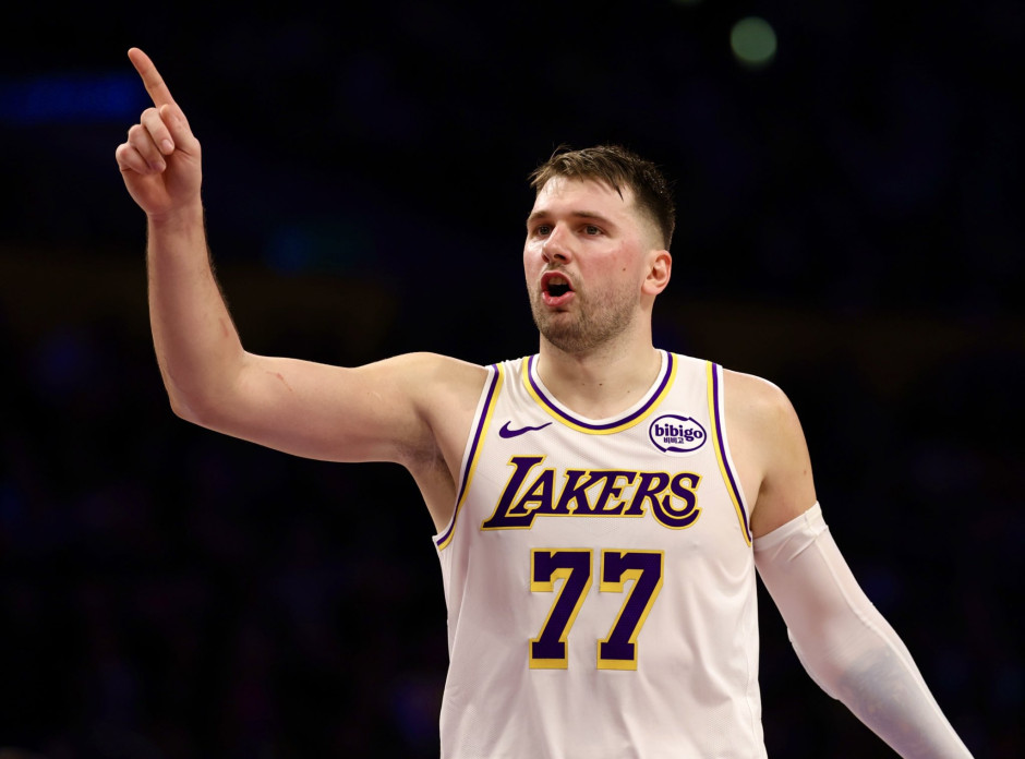 nba直播在线观看高清直播：常规赛湖人vs马刺（1.8）湖人能否冲击4连胜？