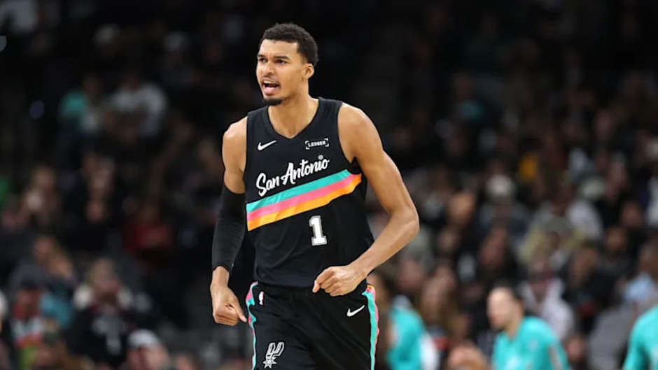 NBA常规赛马刺vs灰熊 双方首发阵容出炉!文班亚马替补待命 莫兰特因伤缺席 NBA常规赛马刺vs灰熊 双方首发阵容出炉!文班亚马替补待命 莫兰特因伤缺席