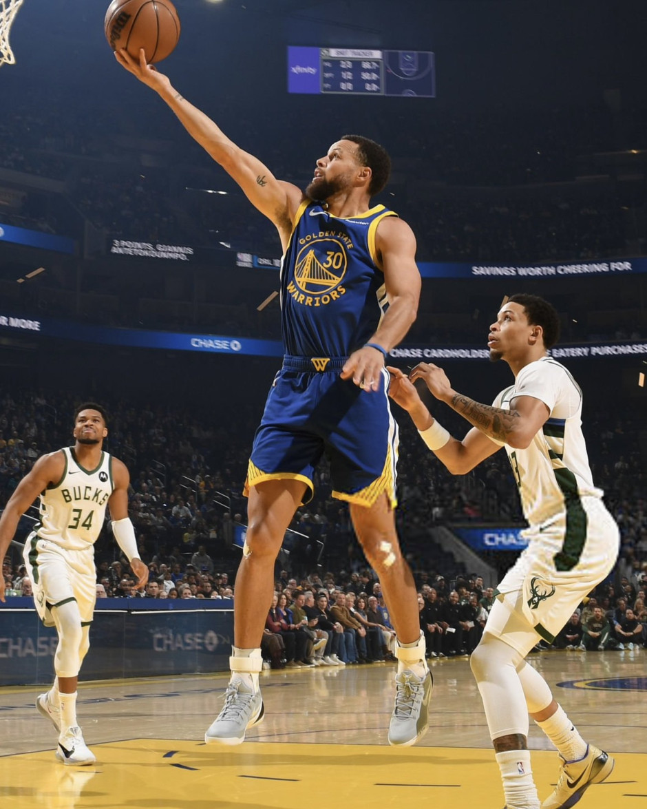 NBA回放全场录像高清：常规赛雄鹿vs勇士（1月8日）库里31分6篮板7助攻率队终结连败