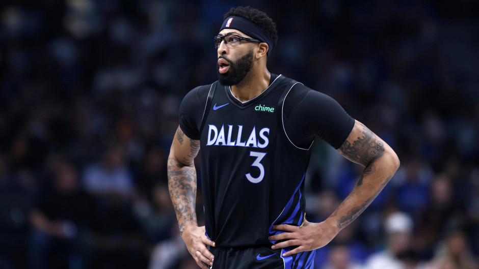 美记：老鹰想要在赛季中期通过交易得到戴维斯的可能性并不大