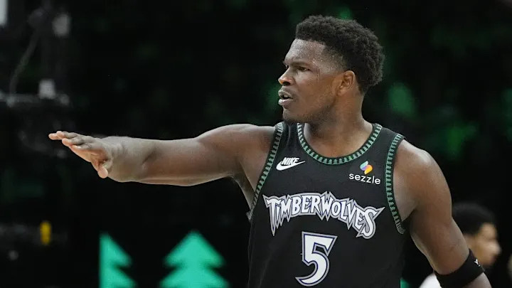 爱德华兹:对于能在科比之前达成这个里程碑,我其实有点遗憾,我宁愿多等100天 爱德华兹:对于能在科比之前达成这个里程碑,我其实有点遗憾,我宁愿多等100天