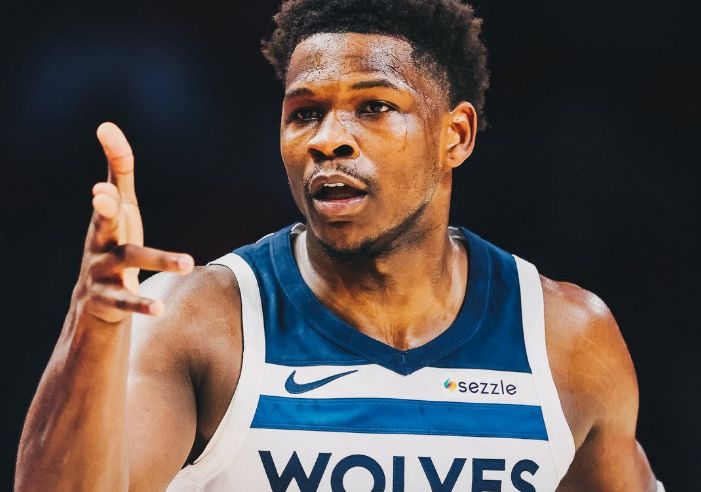 超湖人升第四！华子万分里程碑森林狼险胜骑士 米切尔30+7+8