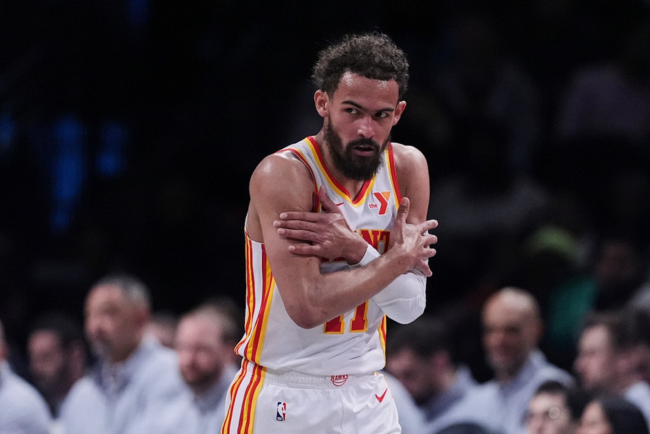 美记：特雷·杨在本赛季预计不会为奇才出战很多的比赛，甚至本赛季都不会登场