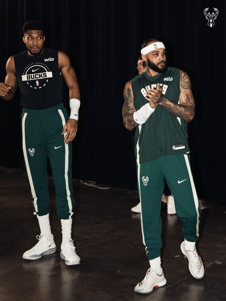 NBA常规赛-雄鹿vs湖人首发名单预测（1月10日）字母哥大战詹姆斯