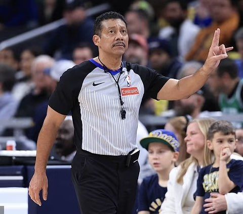 名哨腿筋拉伤无限期休战！昨日坐轮椅离场 有望常规赛结束前回归