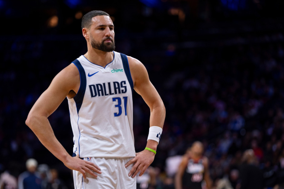 克莱达成个人职业生涯2800记三分球里程碑，NBA历史上第五位！