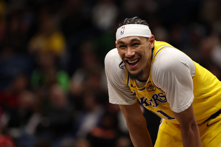 NBA常规赛湖人vs黄蜂 湖人伤病报告出炉！海斯左腿筋酸痛出战成疑