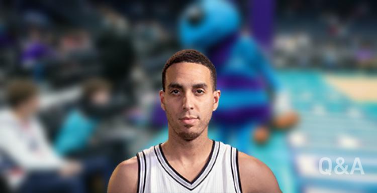 凯文-马丁几号球衣