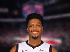 凯尔-洛瑞几号球衣