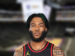 萨迪克-贝年龄多少