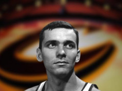 鲍比-温泽尔体重多少公斤