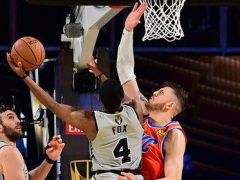 [福克斯集锦]稳健控场！福克斯15中8拿到22分4助2断1帽 三分7中3